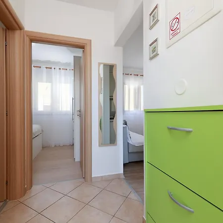Apartment Omanovic Ii